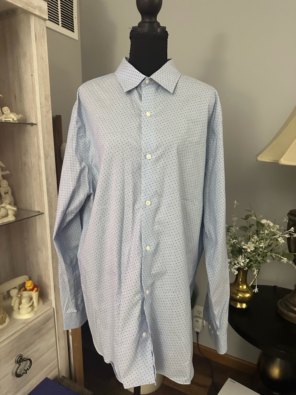 Men's Light Blue Dot-Pattern Dress Shirt - Classic Spread Collar
